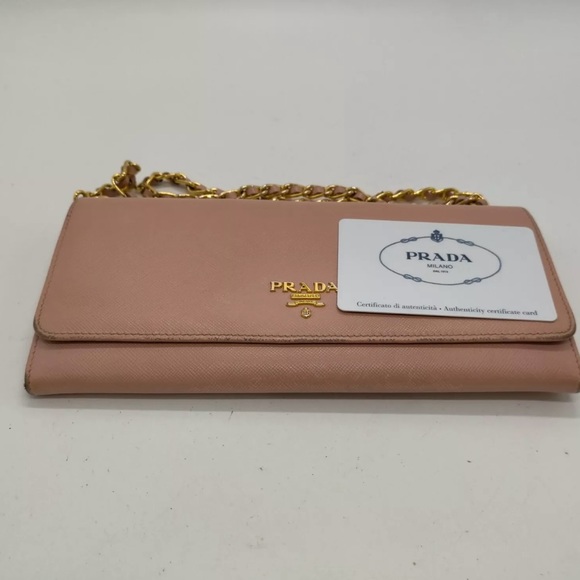 Authentic Preloved Prada wallet on chain - Picture 9 of 10